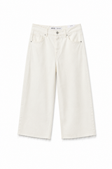 Ivory Wide Crop Raw-Hem Jeans
