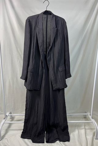 Light Crinkled Suit