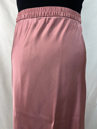 Slip-In Skirt