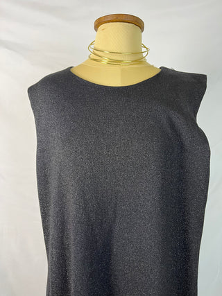 Minimal Glow Midi Dress