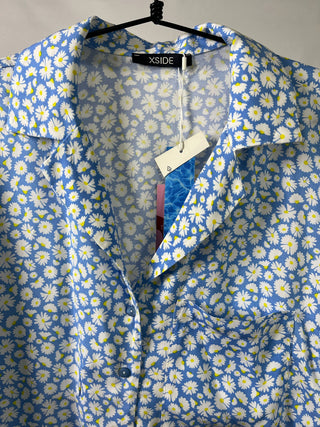 Daisies Button-up
