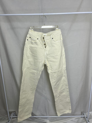 Buttoned White Jeans