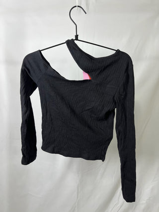 Shoulder Cut Croptop