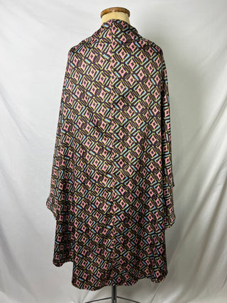 Diamond Retro Cape