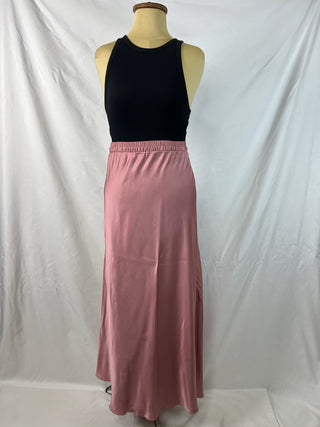 Slip-In Skirt