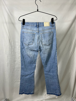 Light Straight-Leg Jeans