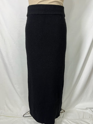 Ribbed Soft Knit Skirt