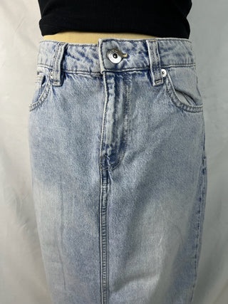 Back Slit Denim Skirt