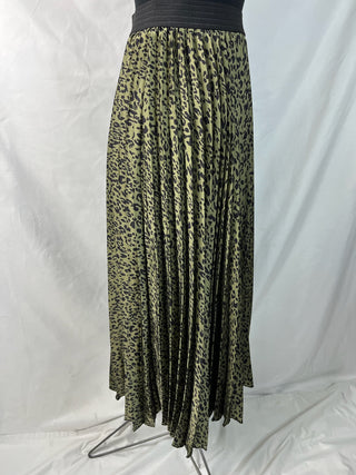 Green Cheetah Pleated Skirt