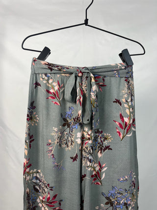 Floral Straight Pants