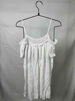 Off-Shoulder Lace Blouse