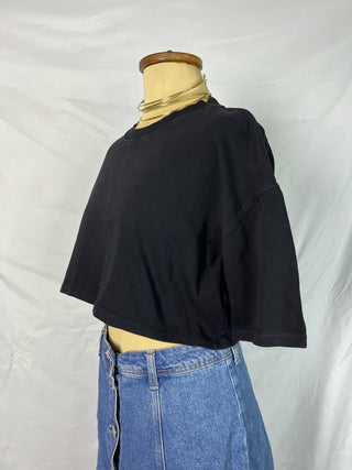 Essential Cropped Tee