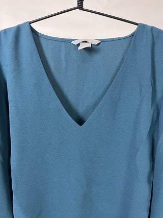 Bow-Sleeves Blouse