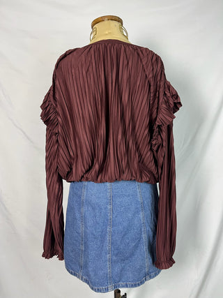 She’s Drama Pleated Top