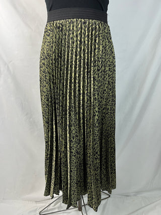 Green Cheetah Pleated Skirt