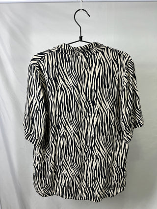 Zebra Button-down