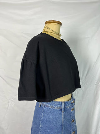 Essential Cropped Tee