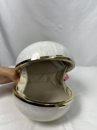 Pearly Ball