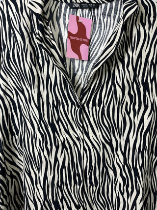 Zebra Button-down