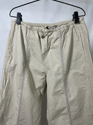 Mid-Stripe Wide Parachute
