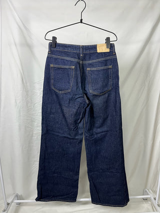 Dark Wide-Leg Jeans