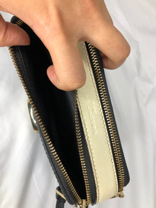 Marc Jacobs Snapshot