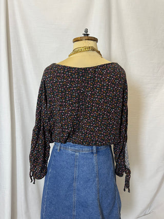 Floral Elastic Off-shoulder Blouse