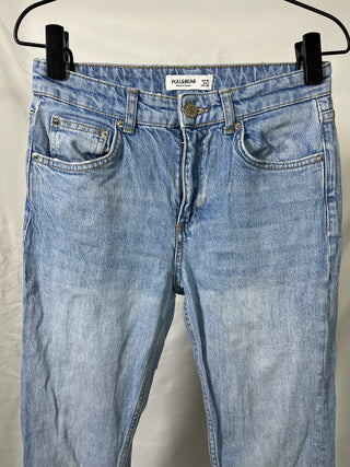 Light Straight-Leg Jeans