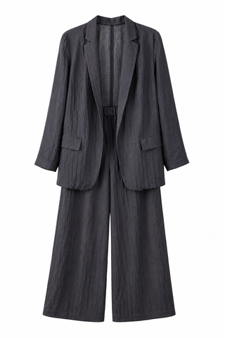Light Crinkled Suit